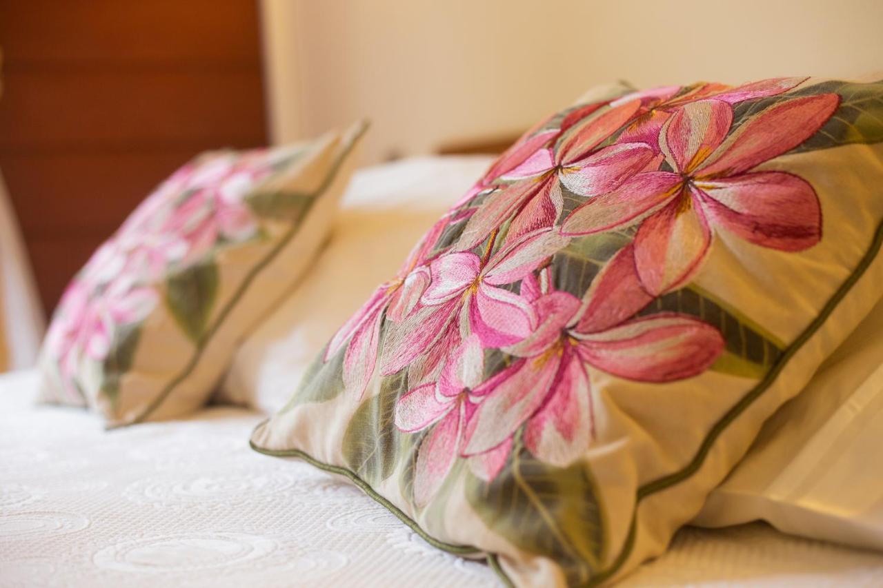 Hostal Uruhao Hanga Roa Kültér fotó