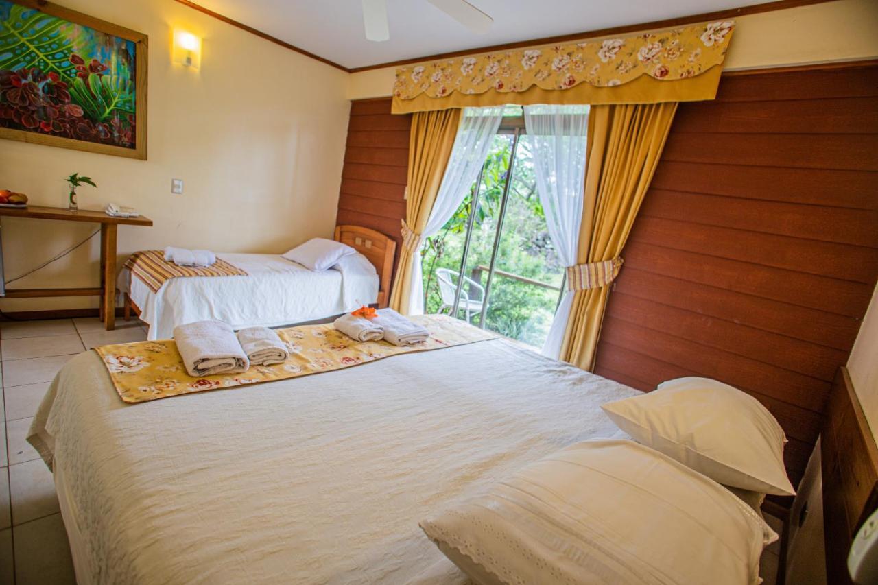 Hostal Uruhao Hanga Roa Kültér fotó