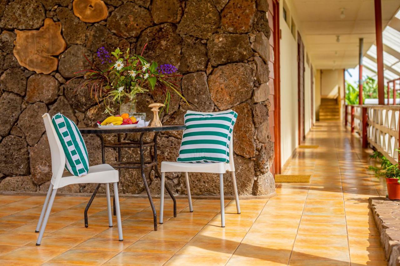 Hostal Uruhao Hanga Roa Kültér fotó