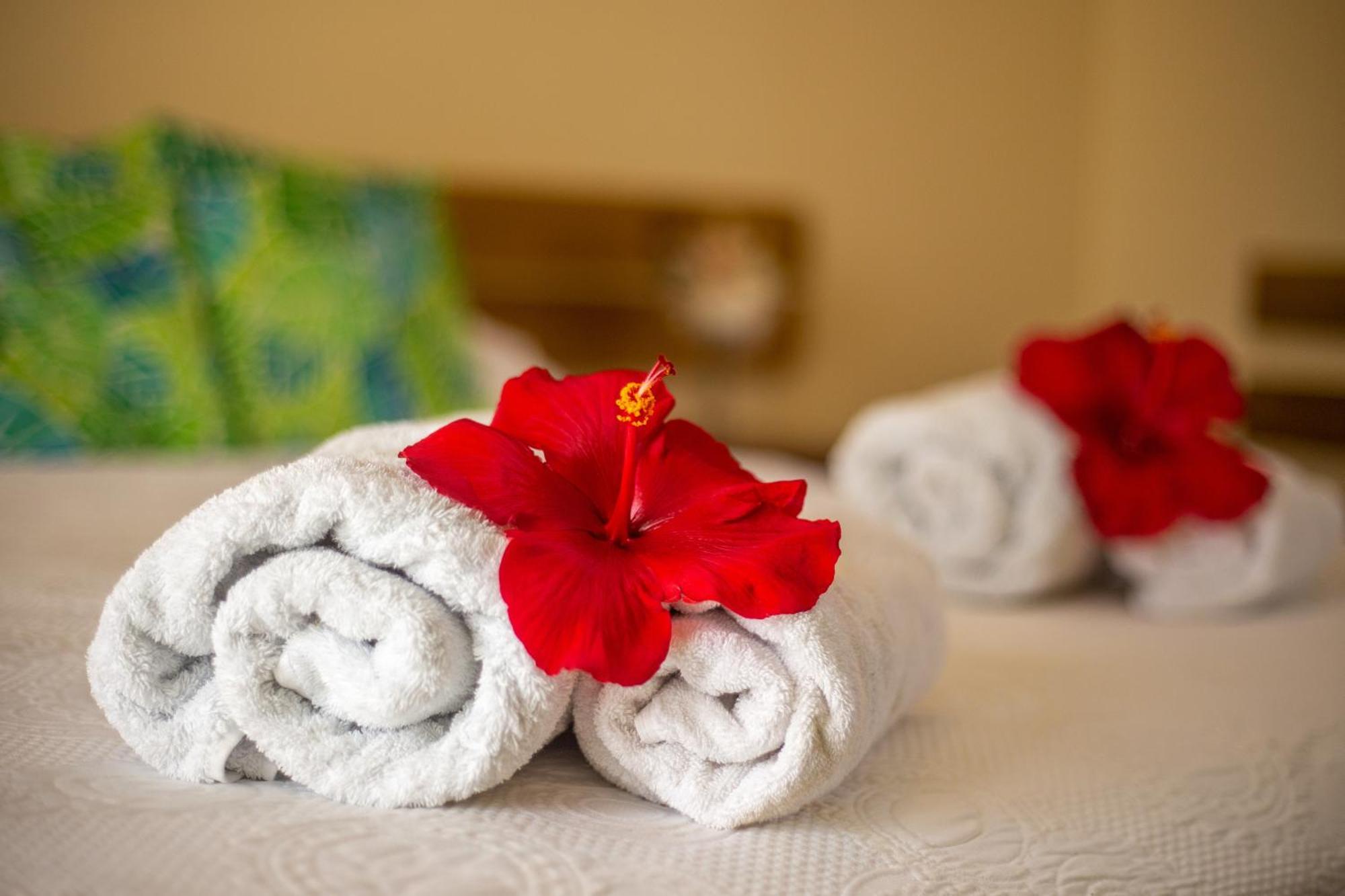 Hostal Uruhao Hanga Roa Kültér fotó