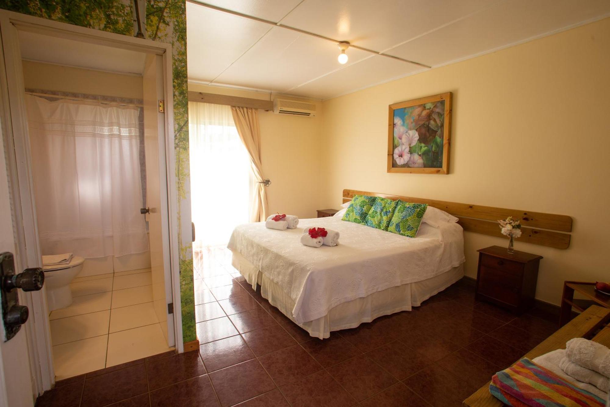 Hostal Uruhao Hanga Roa Kültér fotó