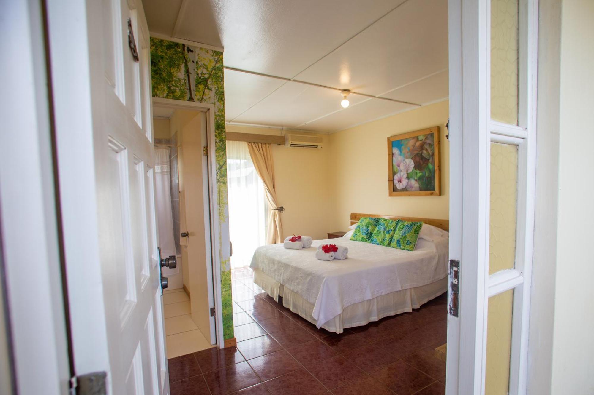 Hostal Uruhao Hanga Roa Kültér fotó